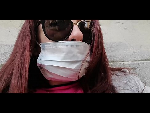 ❤️ ニコレッタは隣人に復讐し、彼のガレージでおしっこをする(特別Covid19イタリア検疫所) at us ❌️❤